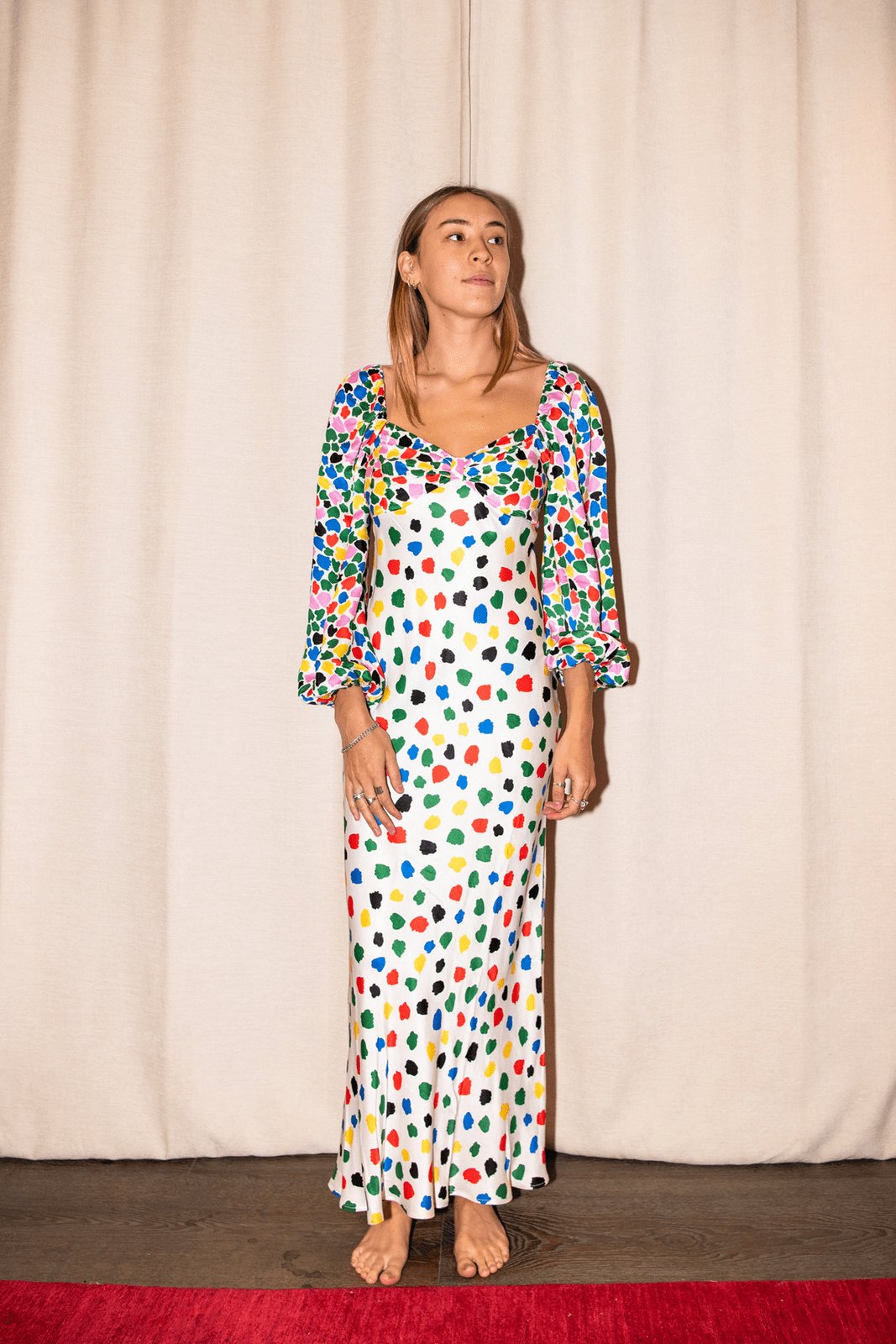 Classic Vintage Dress with a Flattering Fit