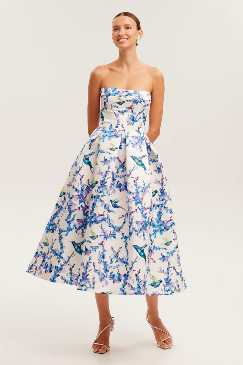 Classic Vintage & Enduringly Stylish Dress