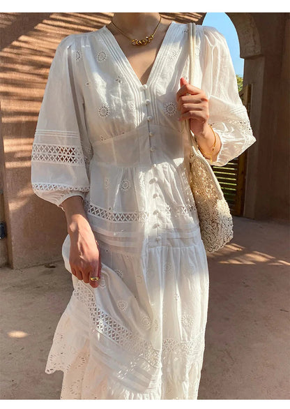Sophisticated Dress with a Clean Classic Look