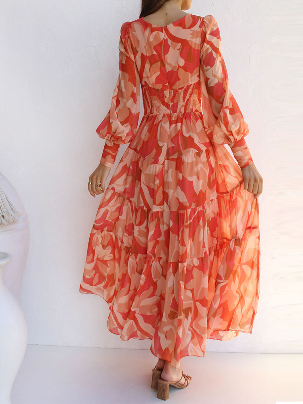 Gracefully Styled Dress for Any Occasion