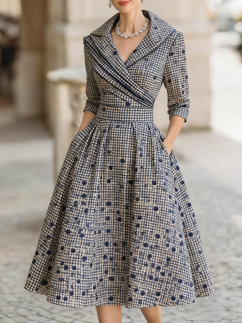 Well Tailored Dress with a Graceful Silhouette