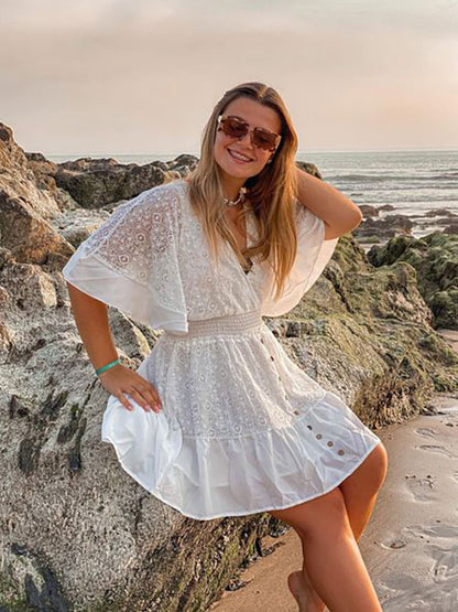 Sophisticated Dress with a Clean Classic Look