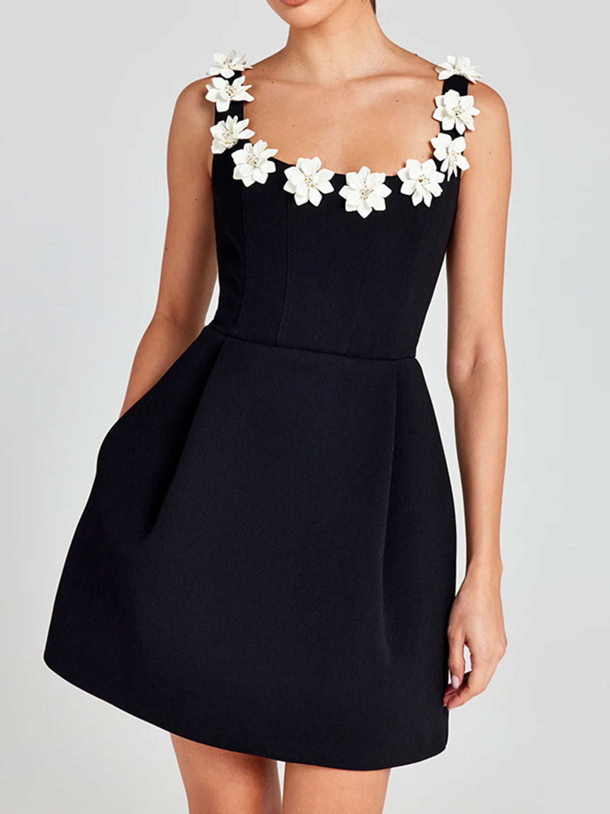 Classic Vintage Dress with a Flattering Fit