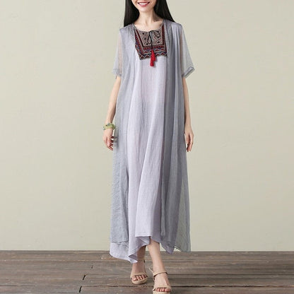 Beautifully Finished Dress in a Timeless Design