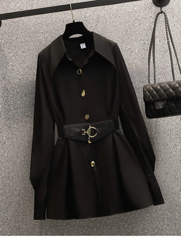 Effortlessly Elegant Pants with a Timeless Design