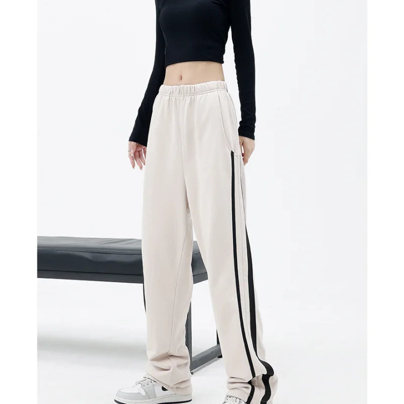 Beautifully Finished Pants in a Timeless Design