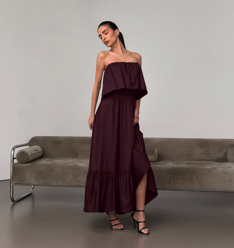 Gracefully Styled Dress for Any Occasion