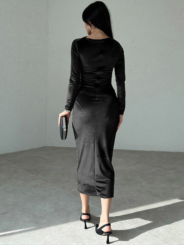 Classic Vintage Dress with a Flattering Fit