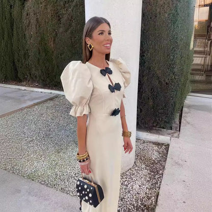 Beautifully Crafted Dress in a Classic Style