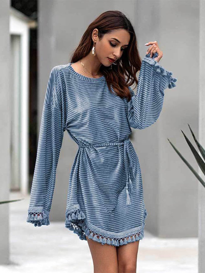 Effortlessly Elegant Dress with a Timeless Design