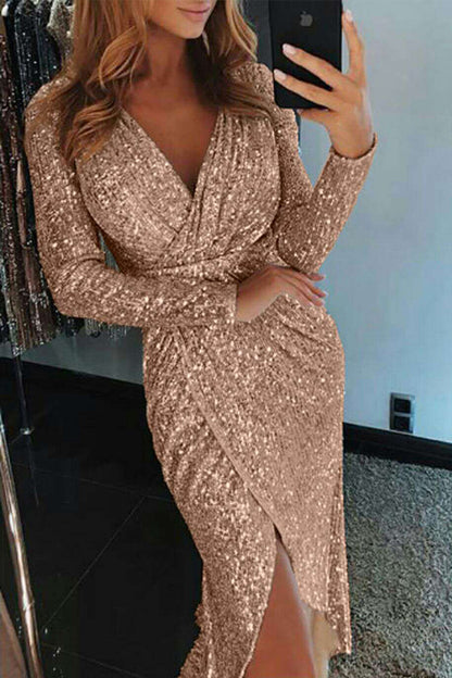 Gracefully Styled Dress for Any Occasion