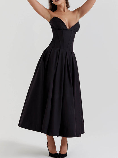 Sophisticated Dress with a Clean Classic Look