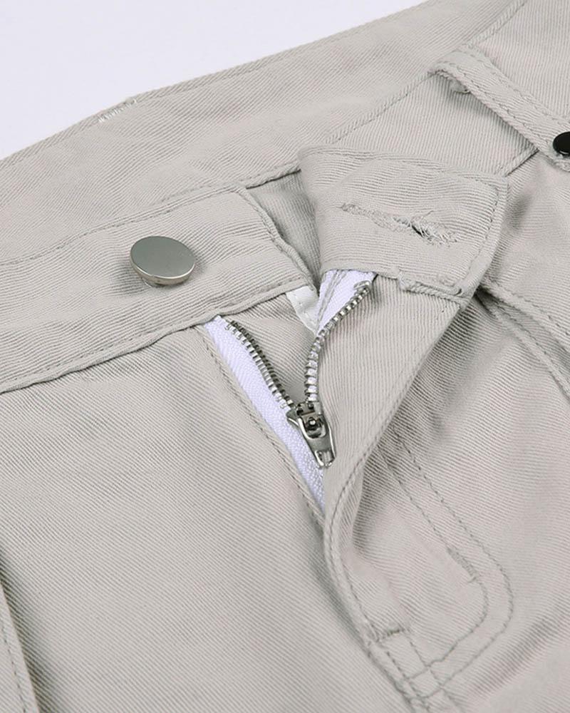 Well Tailored Pants with a Graceful Silhouette