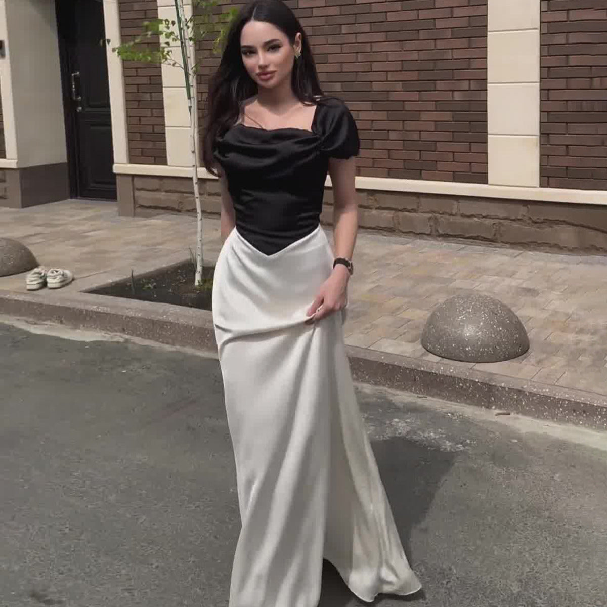 Sophisticated Dress with a Clean Classic Look