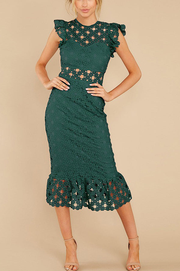 Gracefully Styled Dress for Any Occasion