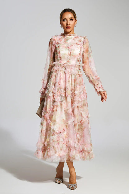 Classic Vintage Dress with a Flattering Fit