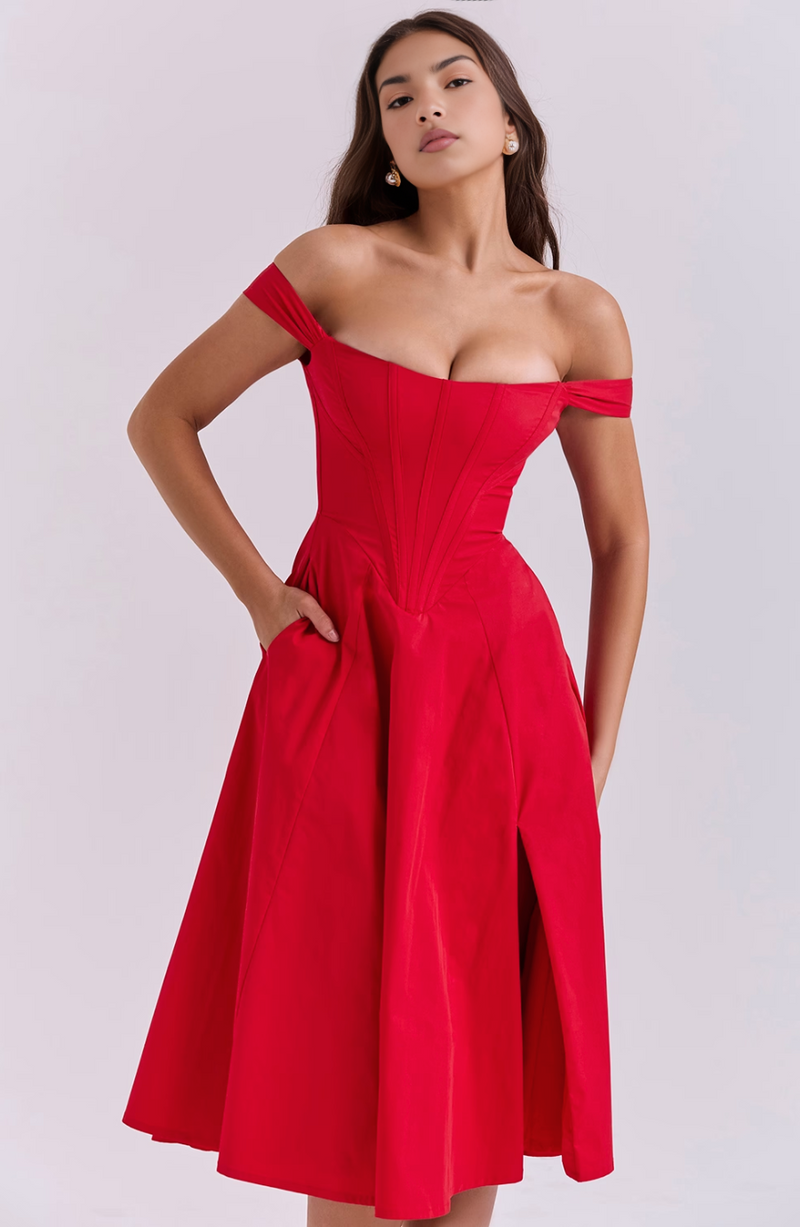 Beautifully Finished Dress in a Timeless Design