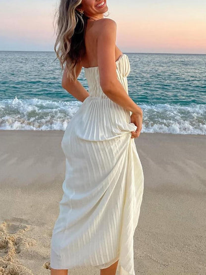 Gracefully Styled Dress for Any Occasion