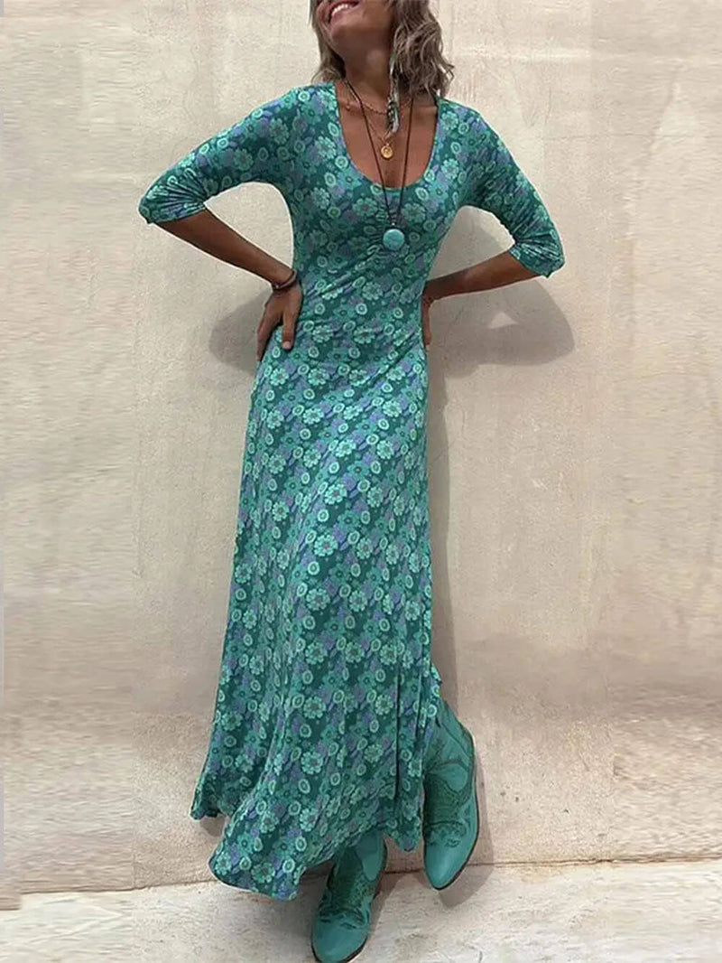 Classic Vintage & Enduringly Stylish Dress