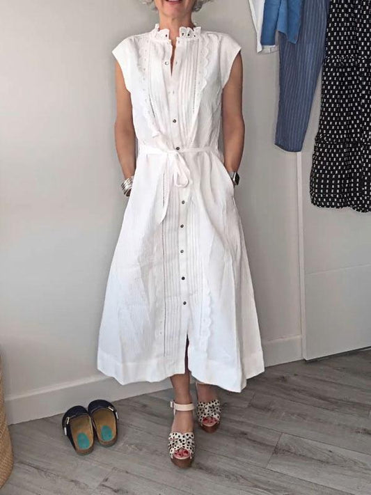 Sophisticated Dress with a Clean Classic Look