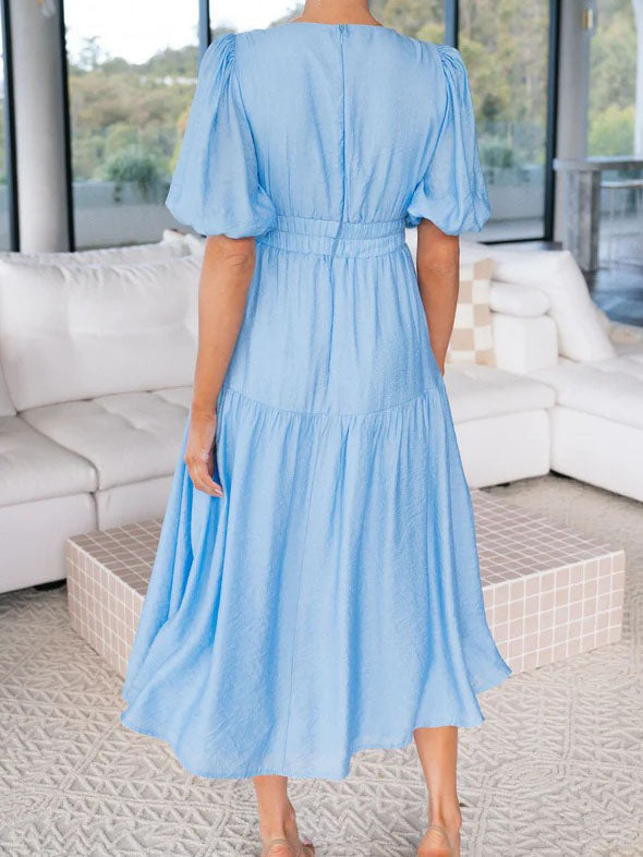 Beautifully Crafted Dress in a Classic Style
