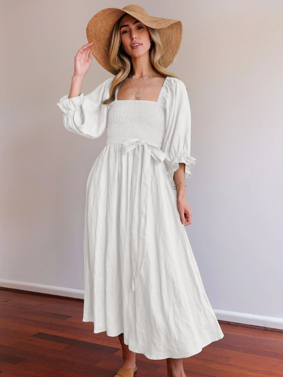 Beautifully Finished Dress in a Timeless Design
