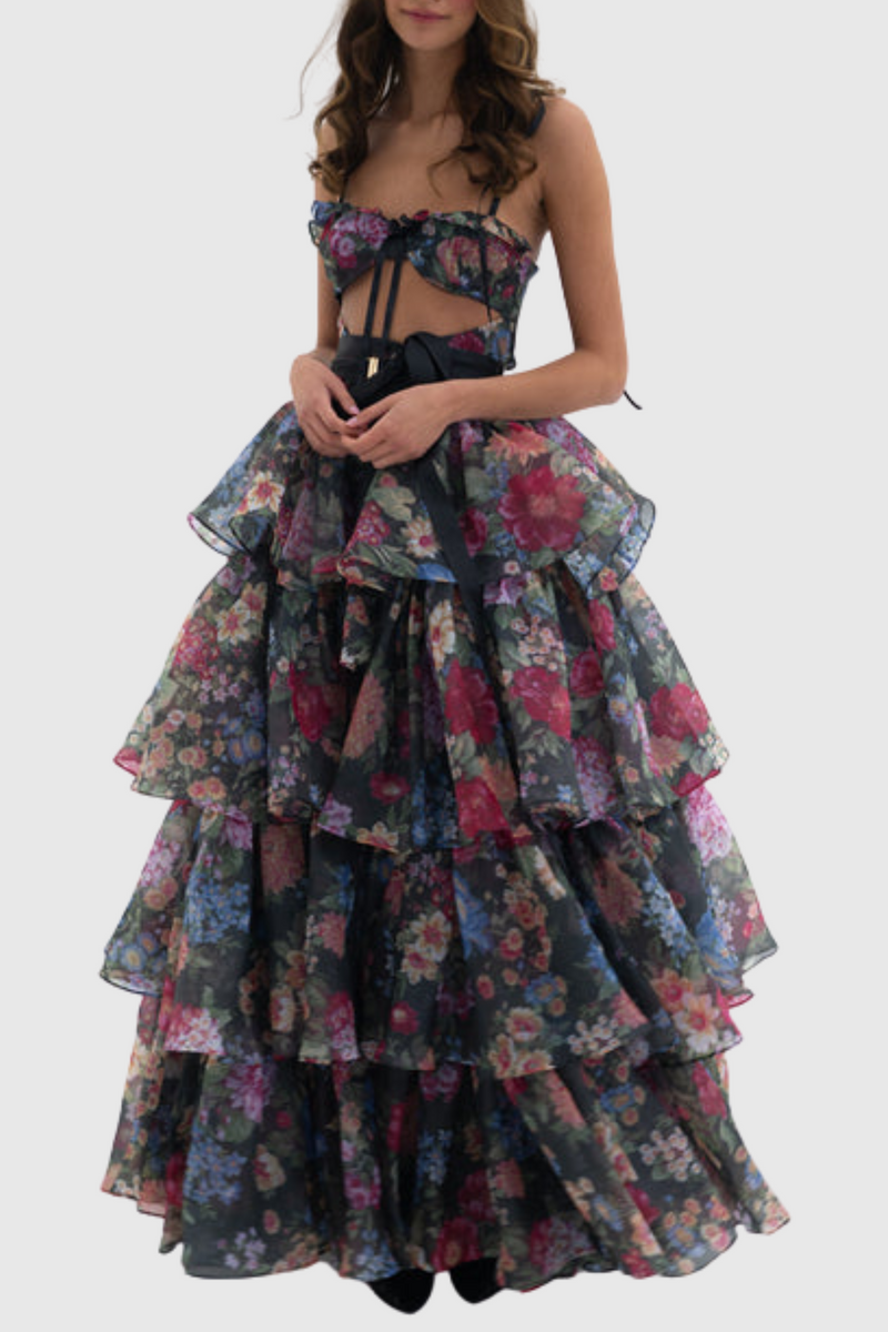 Gracefully Styled Garment for Any Occasion