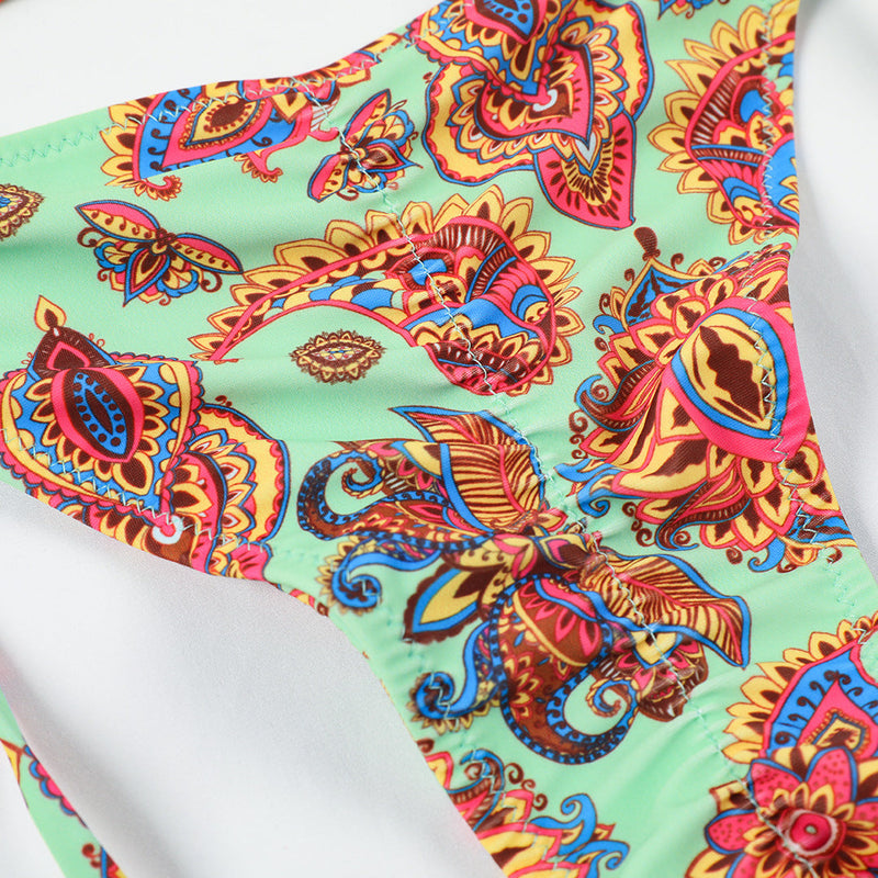 Beautifully Finished Garment in a Timeless Design
