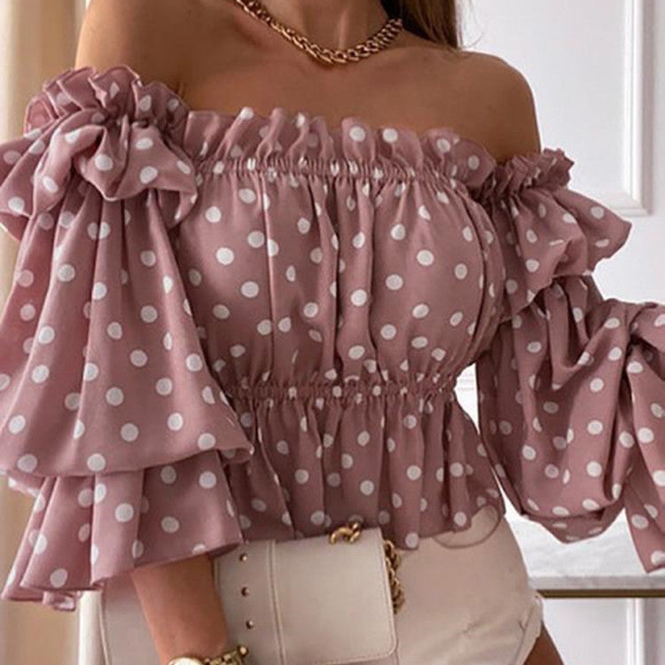 Well Tailored Blouse with a Graceful Silhouette