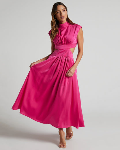 Polished Dress with an Effortless Classic Look
