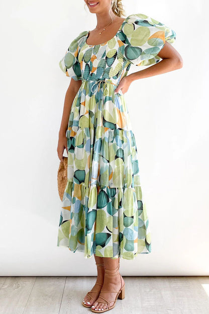 Gracefully Styled Dress for Any Occasion