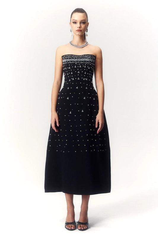 Classic Vintage Dress with a Flattering Fit