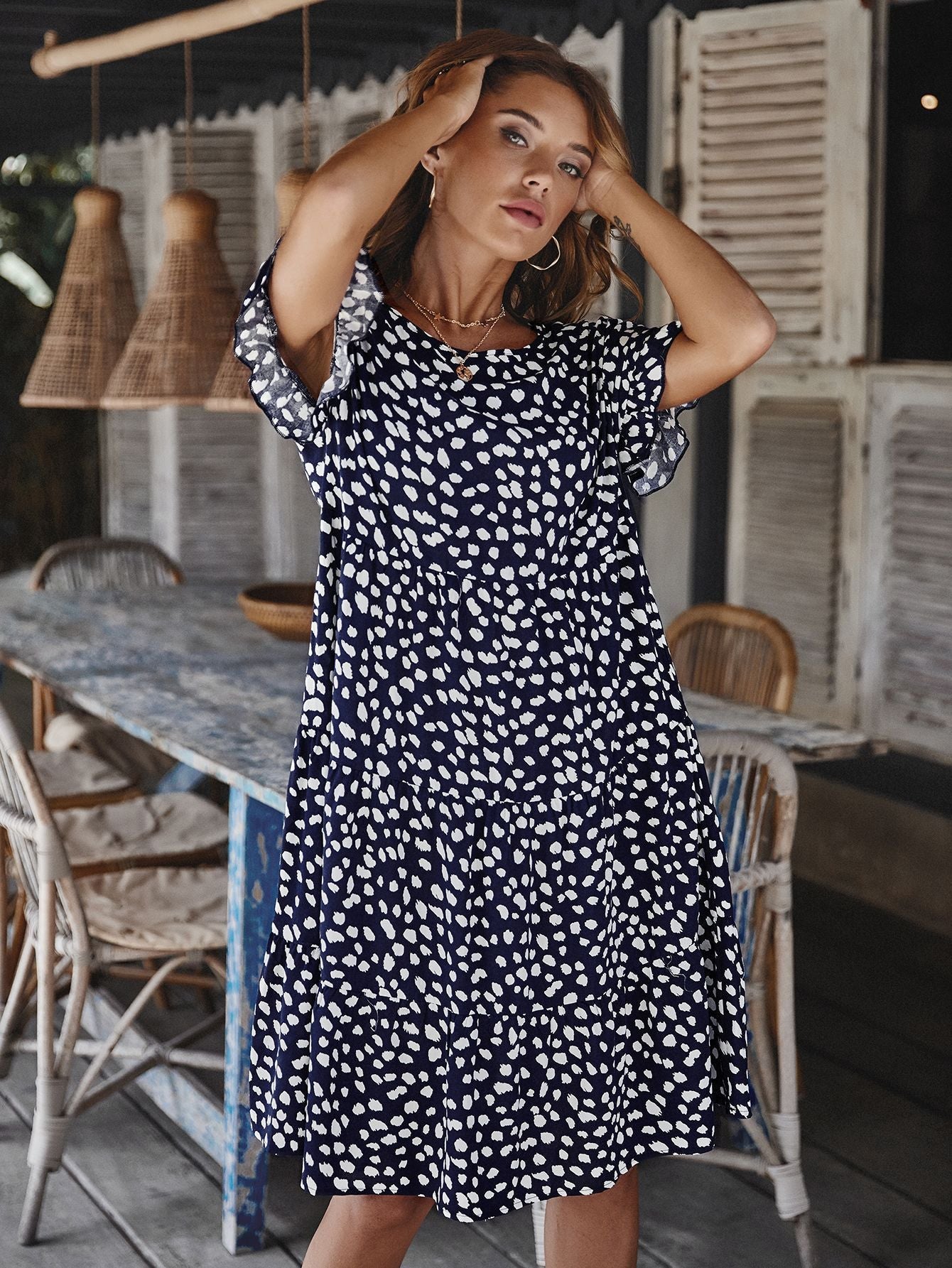 Well Tailored Dress with a Graceful Silhouette