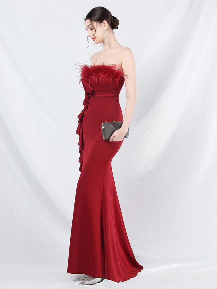 Gracefully Styled Dress for Any Occasion