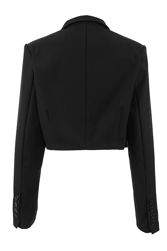 Gracefully Styled Garment for Any Occasion
