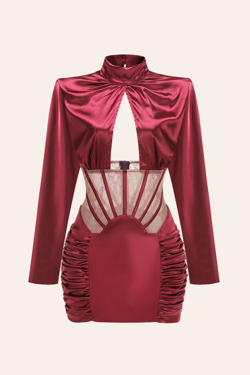 Well Tailored Dress with a Graceful Silhouette