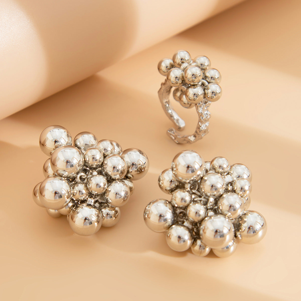 White K Earrings Ring 5845