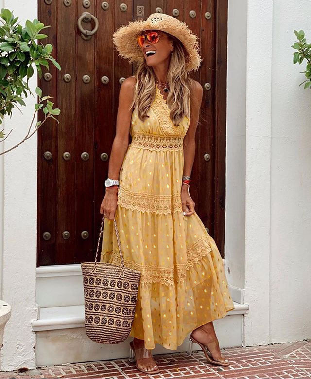 Well Tailored Dress with a Graceful Silhouette