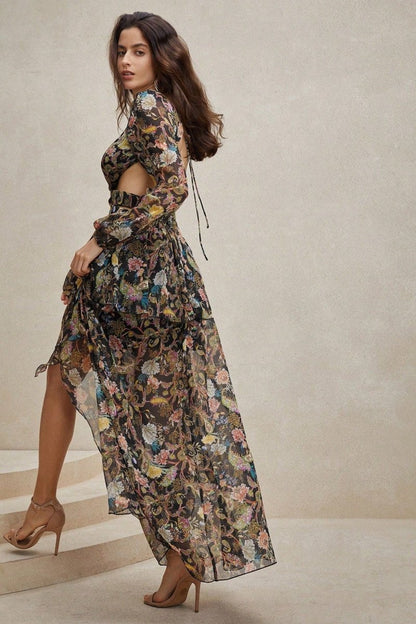 Elegantly Styled Dress for Everyday Wear