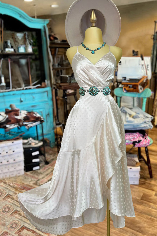 A Vintage Style Dress with Delicate Timeless Details