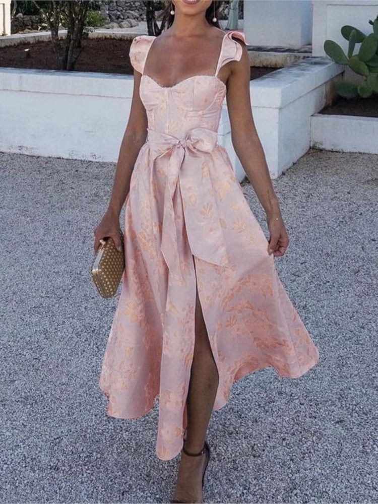 Polished Dress with an Effortless Classic Look