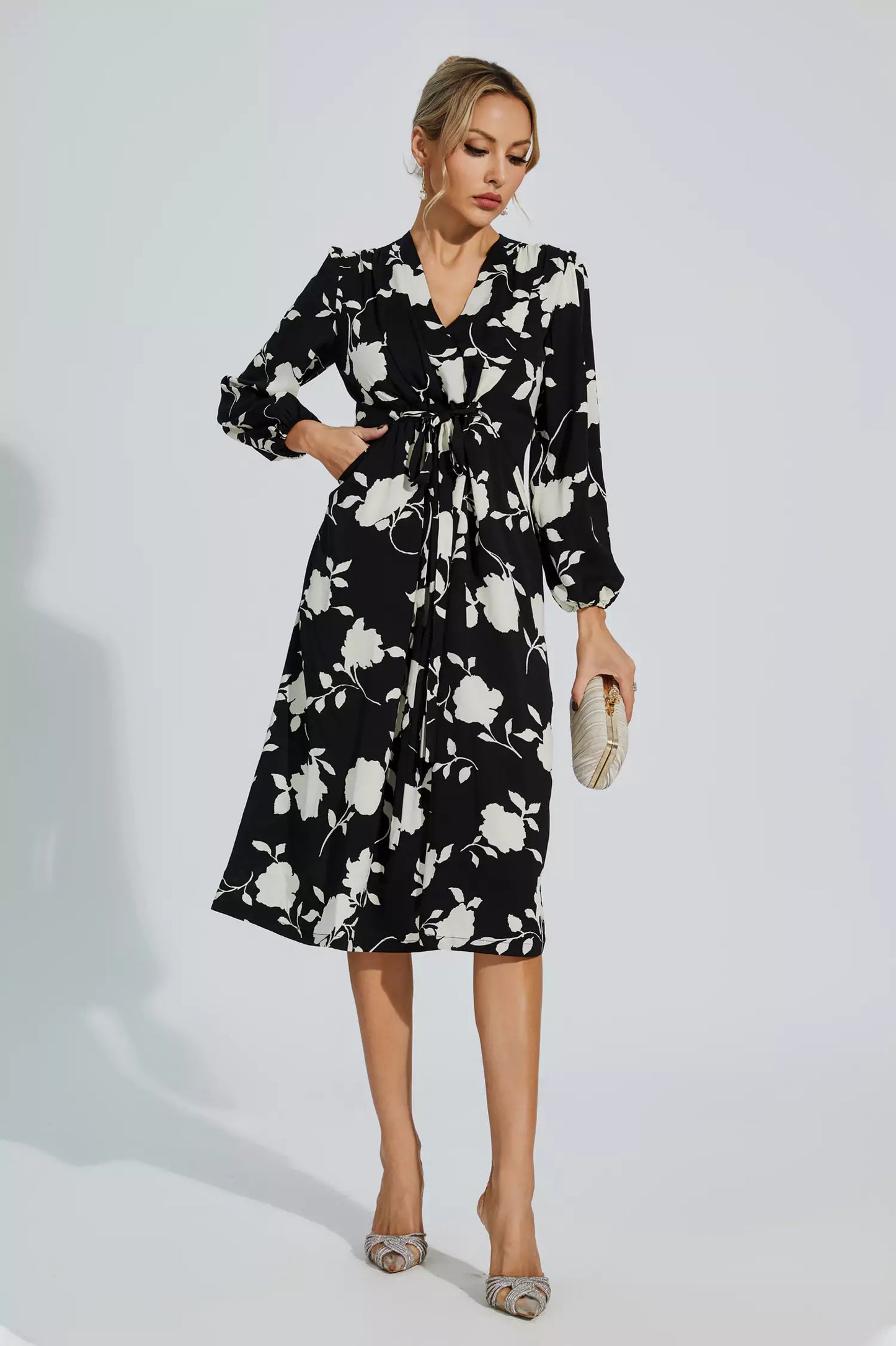 Polished Dress with an Effortless Classic Look