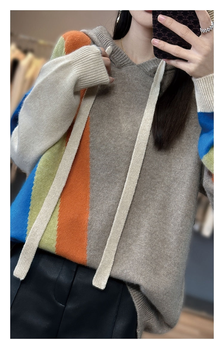 Well Tailored Sweater with a Graceful Silhouette