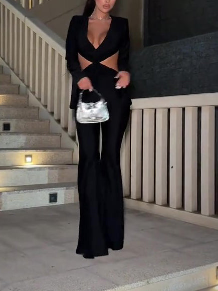Gracefully Styled Garment for Any Occasion