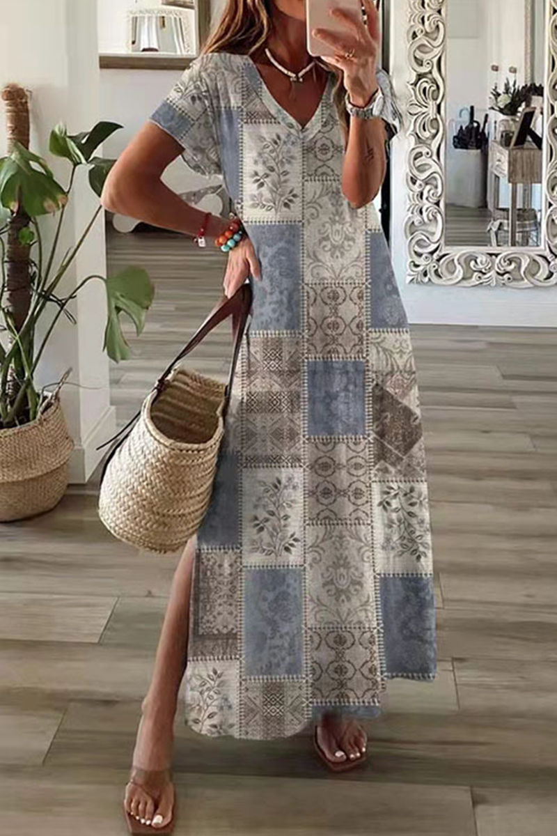 Classic Vintage & Enduringly Stylish Dress
