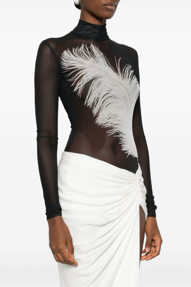 Well Tailored Garment with a Graceful Silhouette