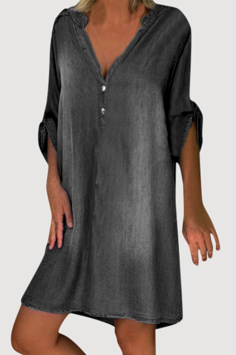 Polished Dress with an Effortless Classic Look