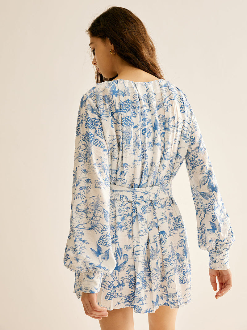 Polished Dress with an Effortless Classic Look