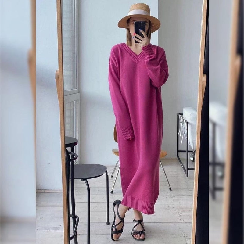 Classic Vintage Sweater with a Flattering Fit