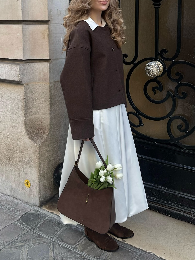 Well Tailored Garment with a Graceful Silhouette
